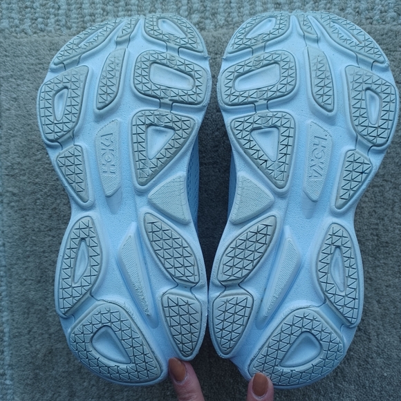 Hoka Bondi 8 Woman size 8.5 - Picture 5 of 7